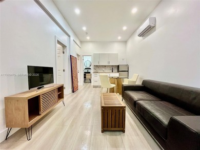 Beach Townhome/Townhouse For Sale in Miami, Florida