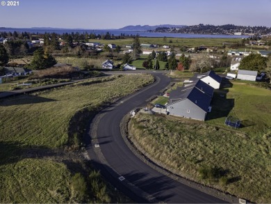 Beach Lot For Sale in Astoria, Oregon