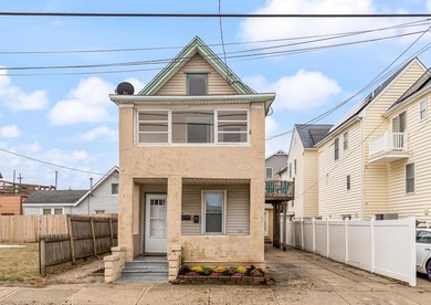 Beach Townhome/Townhouse For Sale in Wildwood, New Jersey