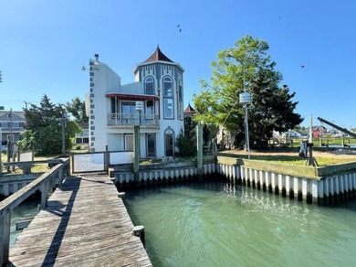 Beach Home For Sale in Chincoteague Island, Virginia