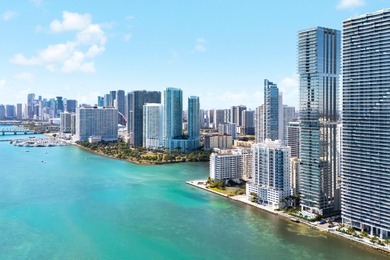 Beach Condo For Sale in Miami, Florida