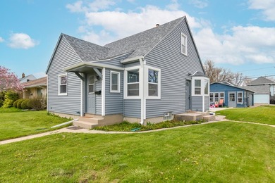 Beach Home For Sale in South Milwaukee, Wisconsin