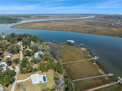 Beach Home For Sale in Waverly, Georgia