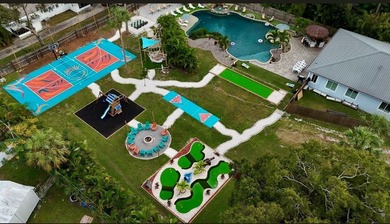 Beach Home For Sale in St. Petersburg, Florida