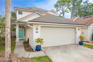 Beach Home For Sale in Ponte Vedra Beach, Florida