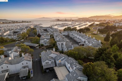 Beach Townhome/Townhouse For Sale in Richmond, California