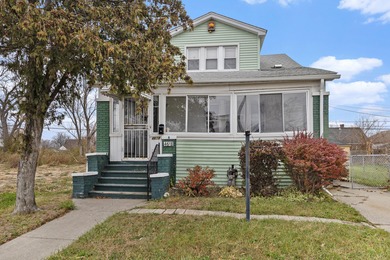Beach Home For Sale in Detroit, Michigan
