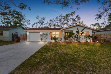 Beach Home Sale Pending in St. Petersburg, Florida