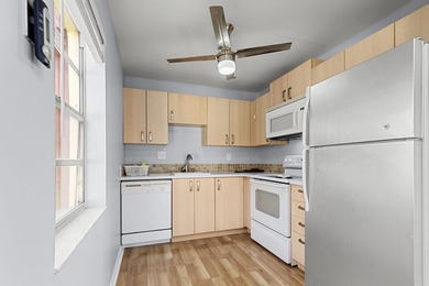 Beach Condo For Sale in Delray Beach, Florida