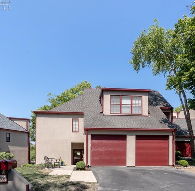 Beach Condo For Sale in Port Clinton, Ohio