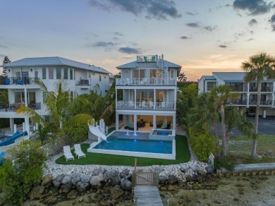 Beach Home For Sale in Bradenton Beach, Florida