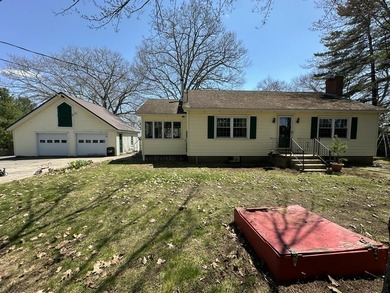 Beach Home For Sale in Wells, Maine