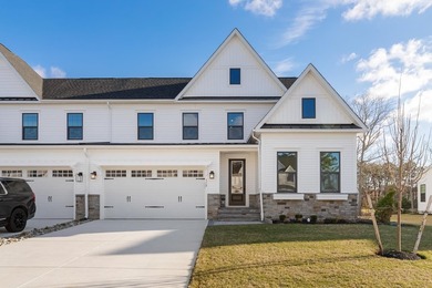 Beach Townhome/Townhouse For Sale in Cape May Court House, New Jersey