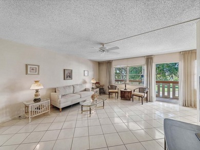 Beach Condo For Sale in Deerfield Beach, Florida