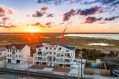 Beach Townhome/Townhouse For Sale in Sea Isle City, New Jersey