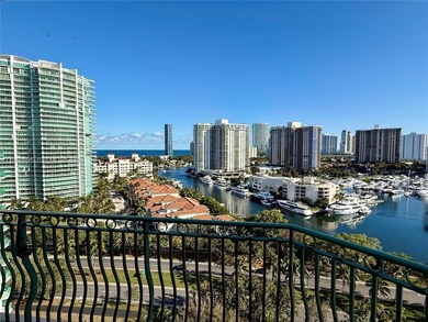 Beach Condo For Sale in Aventura, Florida