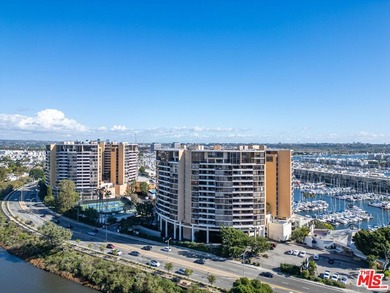 Beach Condo For Sale in Marina Del Rey, California