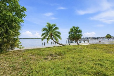 Beach Lot For Sale in St. Petersburg, Florida