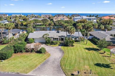 Beach Home For Sale in Ponte Vedra Beach, Florida