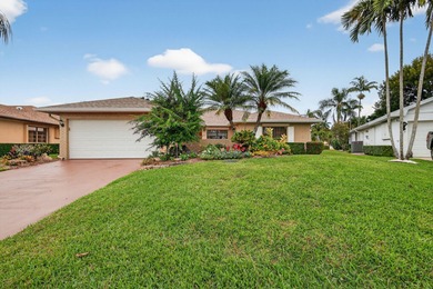 Beach Home For Sale in Boynton Beach, Florida