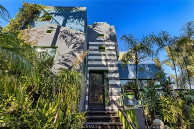 Beach Home Sale Pending in Hollywood Hills, California