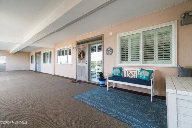 Beach Condo For Sale in Pine Knoll Shores, North Carolina