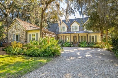 Beach Home For Sale in Saint Simons, Georgia