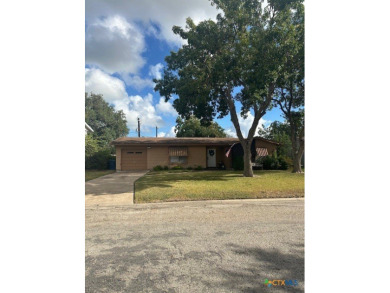 Beach Home For Sale in Port Lavaca, Texas