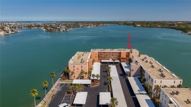 Beach Condo For Sale in South Pasadena, Florida