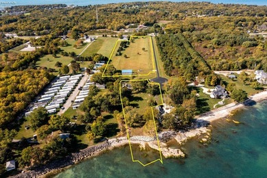 Beach Home For Sale in Port Clinton, Ohio