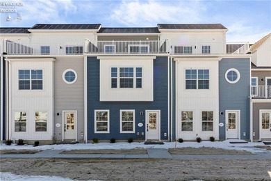 Beach Home For Sale in Lorain, Ohio