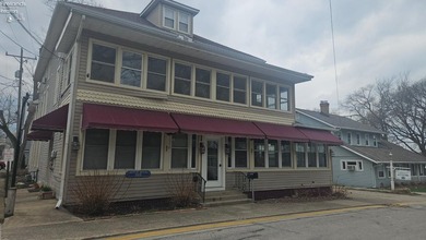 Beach Condo For Sale in Lakeside, Ohio