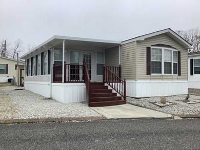 Beach Home For Sale in Marmora, New Jersey