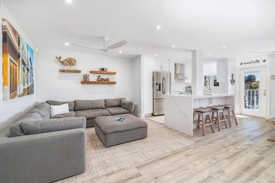 Beach Condo For Sale in North Palm Beach, Florida