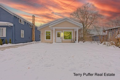 Beach Home For Sale in Muskegon, Michigan