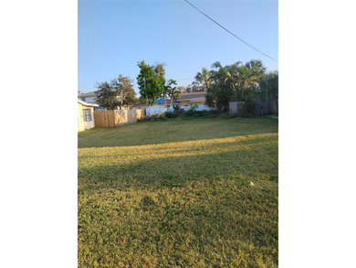 Beach Lot For Sale in Indian Rocks Beach, Florida