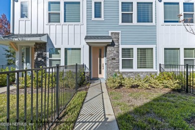 Beach Townhome/Townhouse For Sale in Jacksonville, Florida