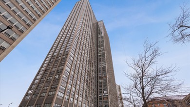 Condo For Sale in Chicago image photo picture