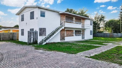 Beach Home For Sale in Delray Beach, Florida