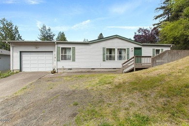 Beach Home For Sale in Toledo, Oregon