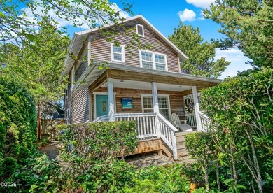 Beach Home For Sale in Depoe Bay, Oregon