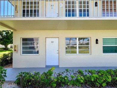 Beach Condo For Sale in Vero Beach, Florida