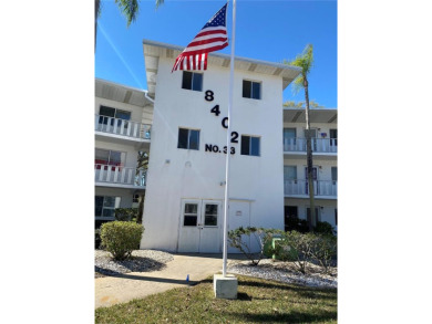 Beach Condo For Sale in Seminole, Florida