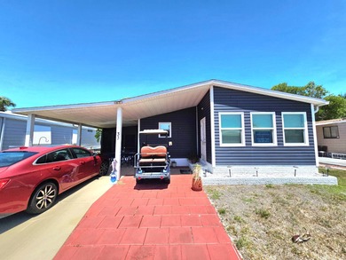 Beach Home For Sale in Fort Myers, Florida