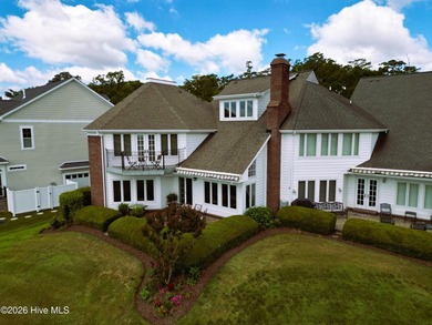 Beach Townhome/Townhouse For Sale in Hertford, North Carolina