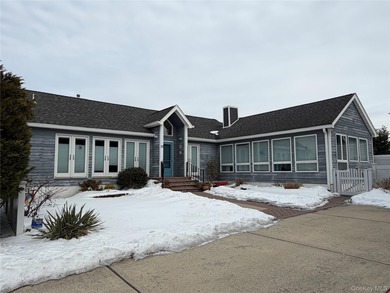 Beach Home Sale Pending in Lido Beach, New York