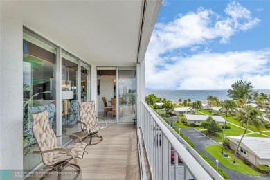 Beach Condo For Sale in Pompano Beach, Florida