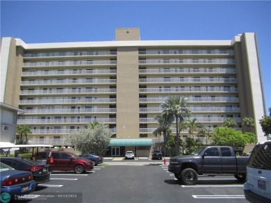 Beach Condo For Sale in Pompano Beach, Florida