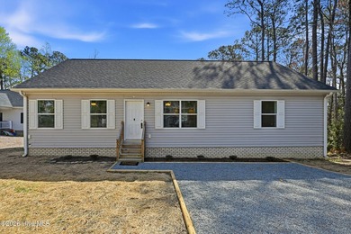 Beach Home For Sale in Hampstead, North Carolina