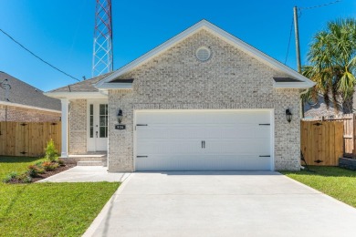 Beach Home For Sale in Fort Walton Beach, Florida